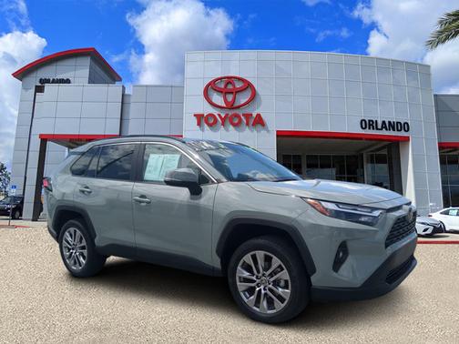 2023 Toyota RAV4 XLE Premium