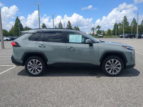 2023 Toyota RAV4 XLE Premium