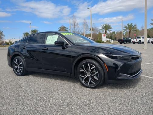 2023 Toyota Crown XLE