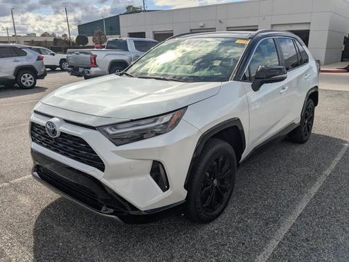 2024 Toyota RAV4 Hybrid XSE