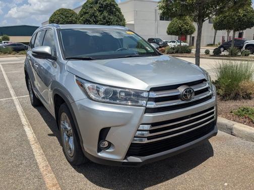 2019 Toyota Highlander Limited Platinum
