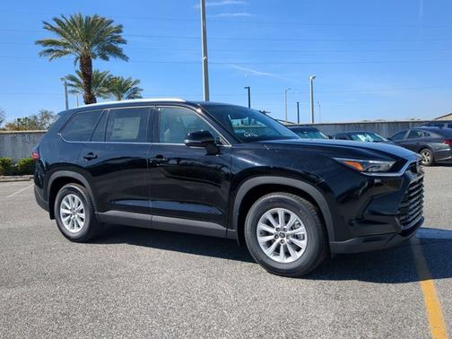 2026 Toyota Grand Highlander Hybrid XLE