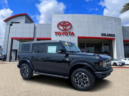 2024 Ford Bronco Outer Banks