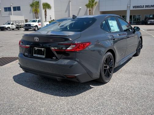 Underground 2026 Toyota Camry SE