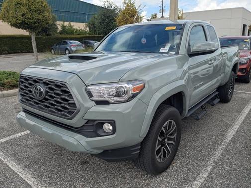 2022 Toyota Tacoma TRD Sport