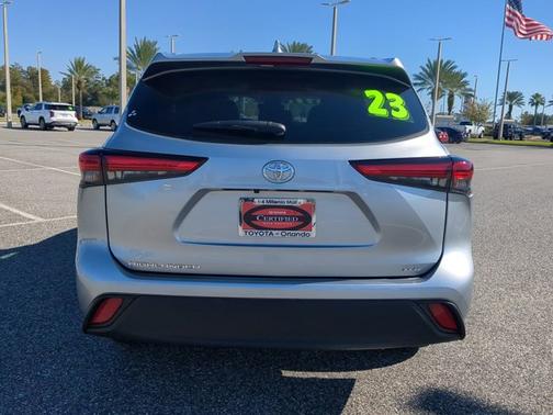 2023 Toyota Highlander XLE