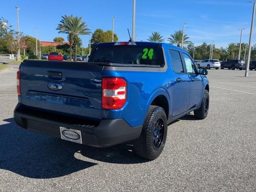 2024 Ford Maverick XL