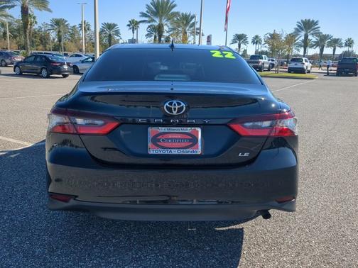 2022 Toyota Camry LE