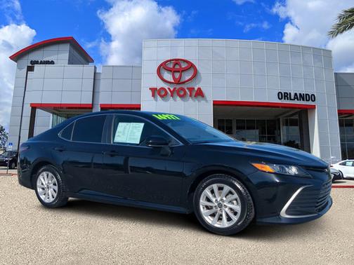 2022 Toyota Camry LE