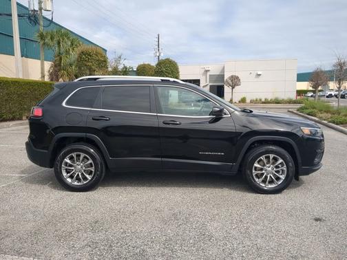 2021 Jeep Cherokee Latitude Lux
