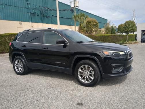 2021 Jeep Cherokee Latitude Lux