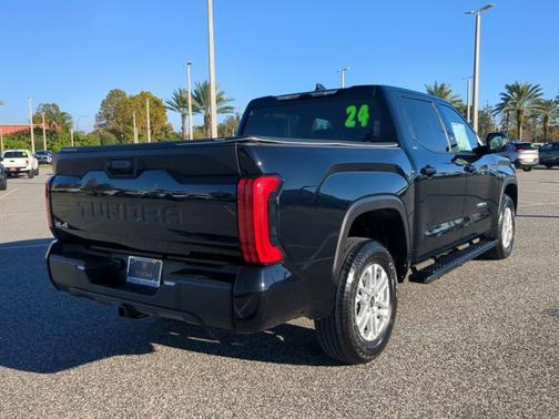 2024 Toyota Tundra SR5