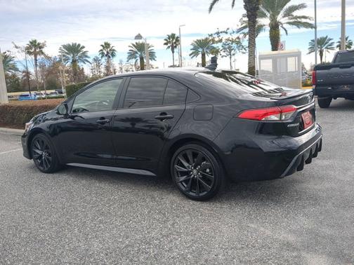 2024 Toyota Corolla Hybrid SE