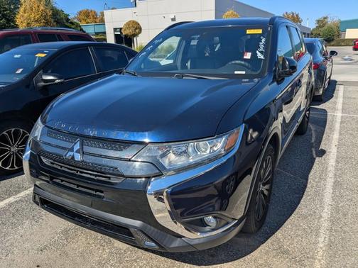 2020 Mitsubishi Outlander SE