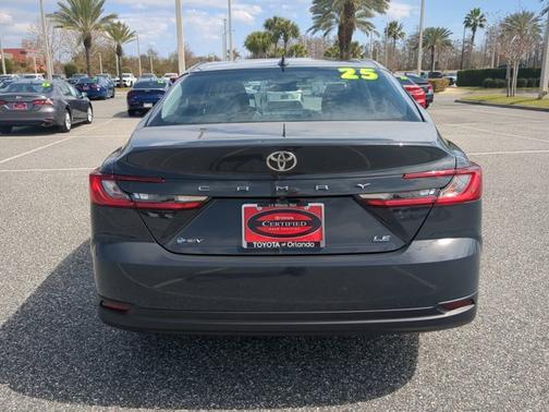 2025 Toyota Camry LE