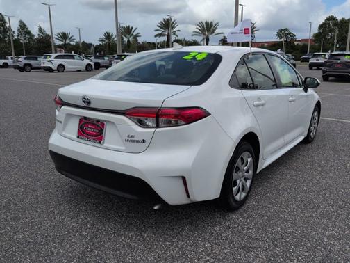 Ice 2024 Toyota Corolla Hybrid LE