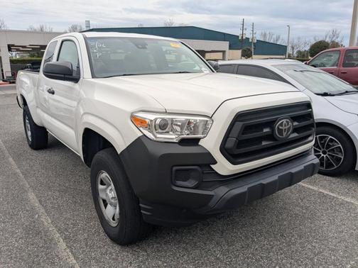 2022 Toyota Tacoma SR