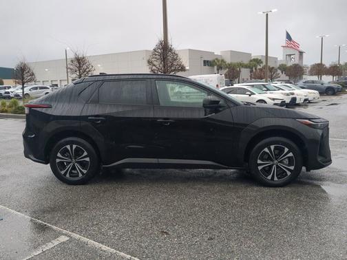 2024 Toyota bZ4X XLE