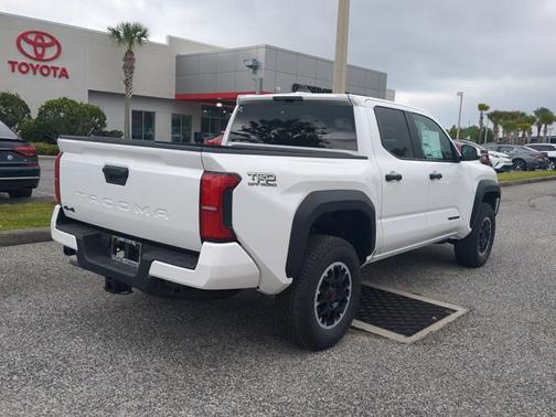 2025 Toyota Tacoma TRD Off Road