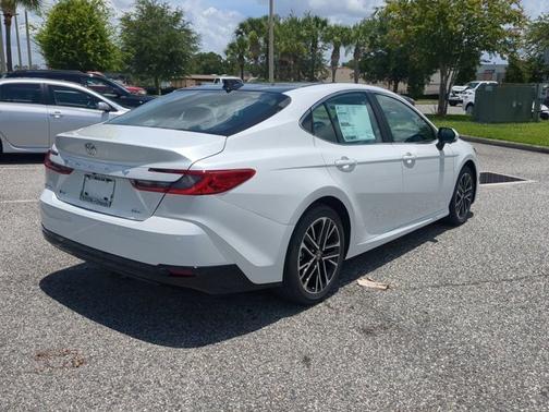 2025 Toyota Camry XLE