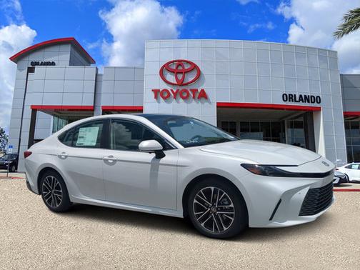 2025 Toyota Camry XLE