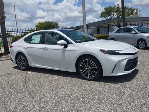 2025 Toyota Camry XLE
