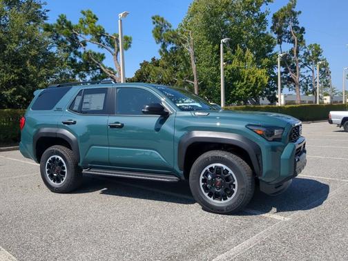 2025 Toyota 4Runner TRD Off Road