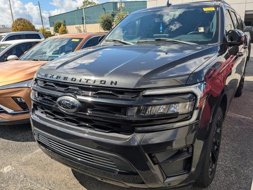 2022 Ford Expedition Max Limited