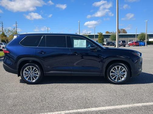 2025 Toyota Grand Highlander Platinum