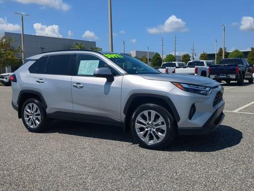 2024 Toyota RAV4 XLE Premium