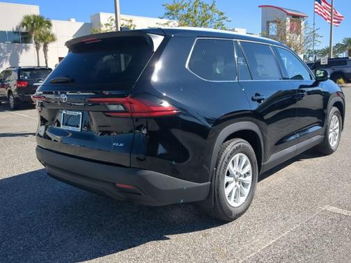 2026 Toyota Grand Highlander Hybrid XLE