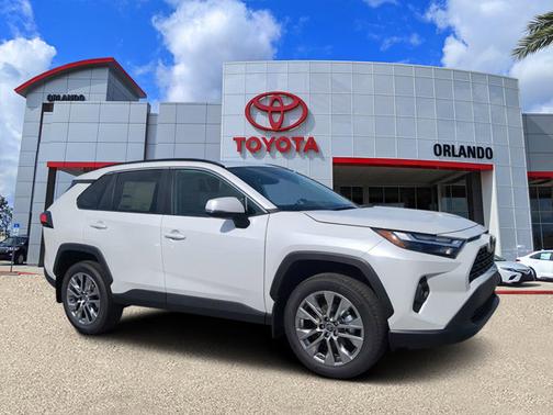 2025 Toyota RAV4 XLE Premium