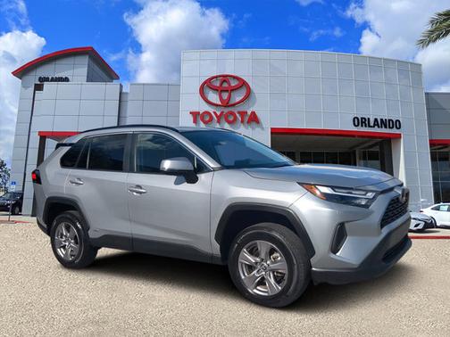 2025 Toyota RAV4 Hybrid XLE