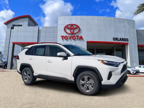 2025 Toyota RAV4 Hybrid XLE