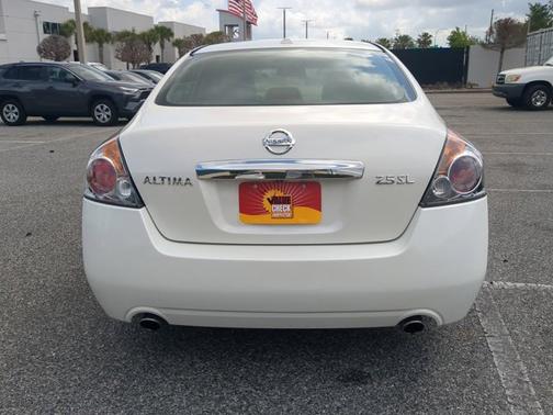 Winter Frost Pearl 2010 Nissan Altima 2.5 SL