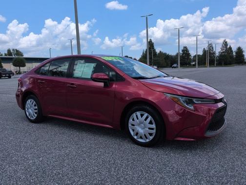 Barcelona Red Metallic 2020 Toyota Corolla LE
