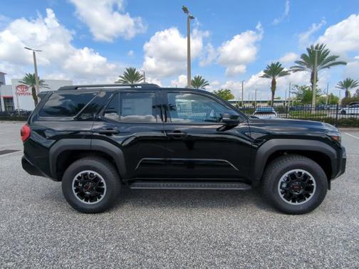 2025 Toyota 4Runner TRD Off Road