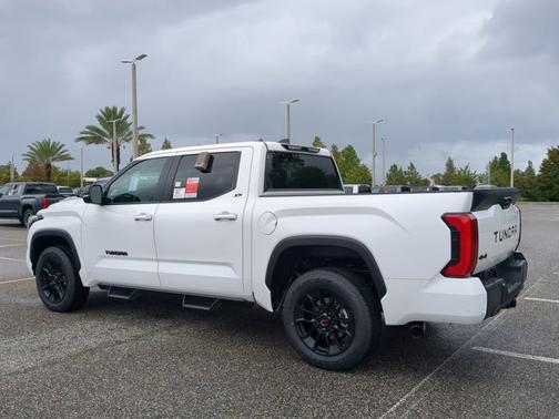 Ice 2026 Toyota Tundra SR5
