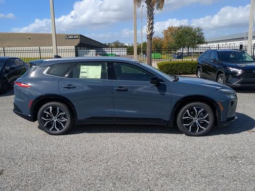 2026 Toyota Crown Signia XLE