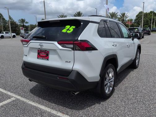 Wind Chill Pearl 2025 Toyota RAV4 XLE Premium