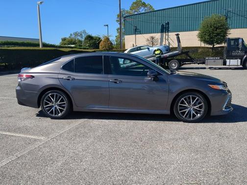 2023 Toyota Camry XLE