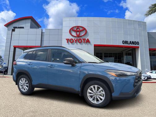 2026 Toyota Corolla Cross LE