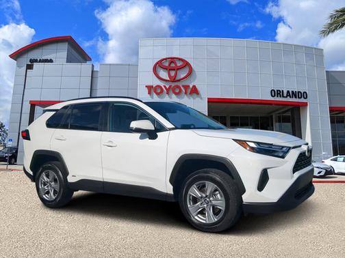 2025 Toyota RAV4 Hybrid XLE