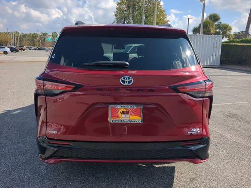 2023 Toyota Sienna XSE