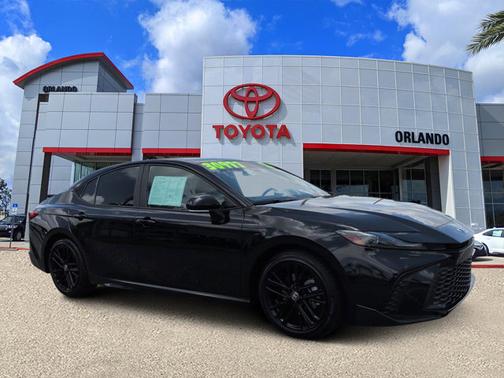Midnight Black Metallic 2025 Toyota Camry SE