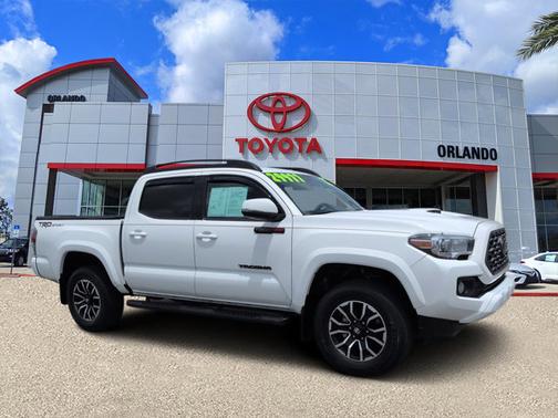 White 2022 Toyota Tacoma TRD Sport