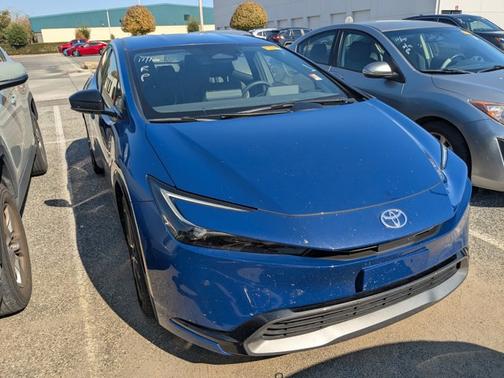 2023 Toyota Prius XLE