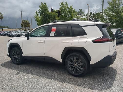 Ice 2026 Toyota RAV4 XLE Premium