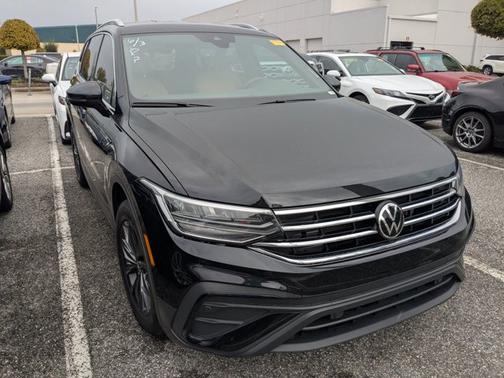 2023 Volkswagen Tiguan SE