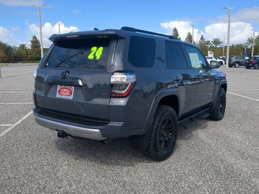 2024 Toyota 4Runner TRD Off Road